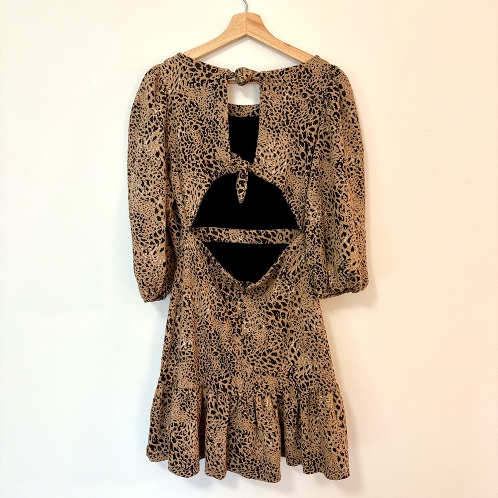 Anthropologie Maeve Leopard Back Bow Cut Out Mini Dress Flirty Edgy Puff Size 4 - Picture 6 of 7